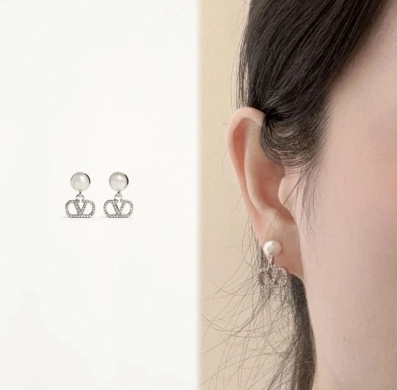 Valentino Earrings Elegant 210328