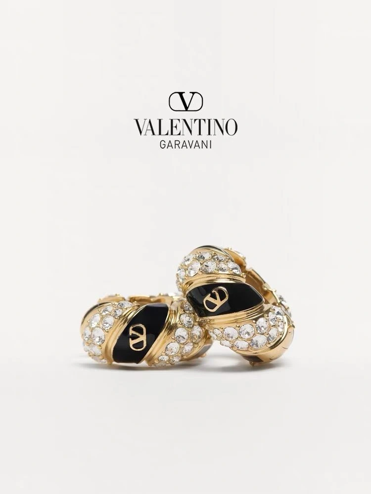 Minimalist Valentino Earrings 210324