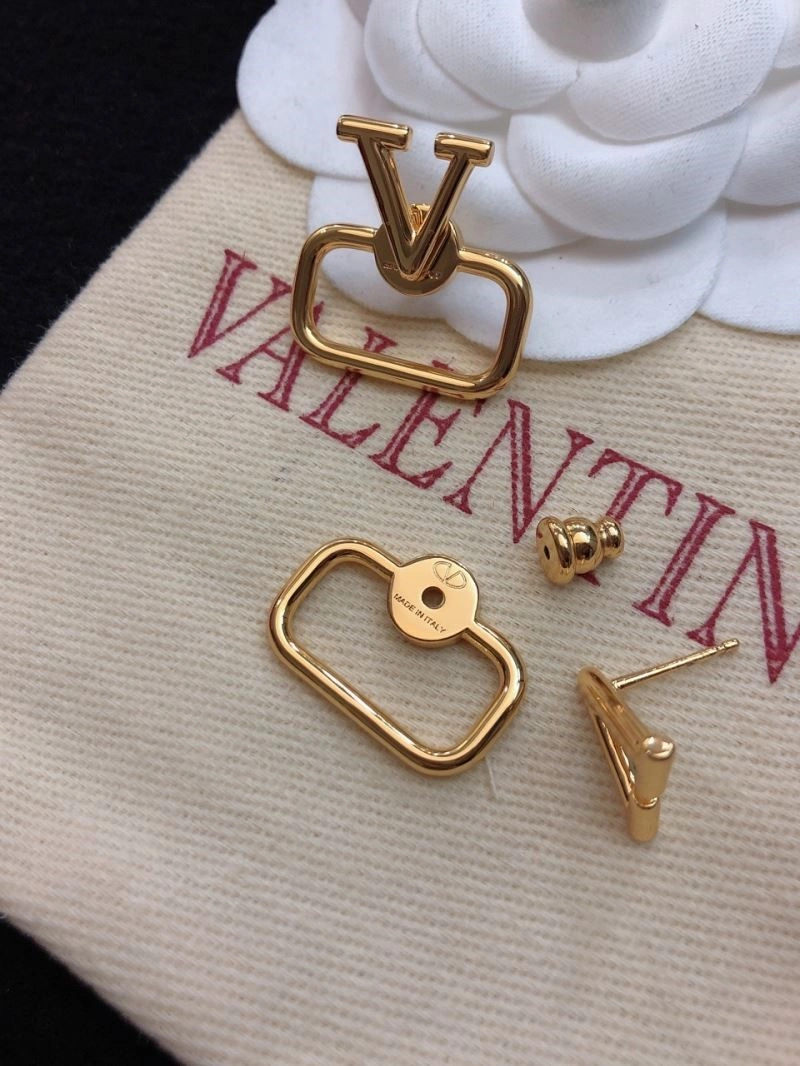 Valentino Earrings Trendsetting 210319