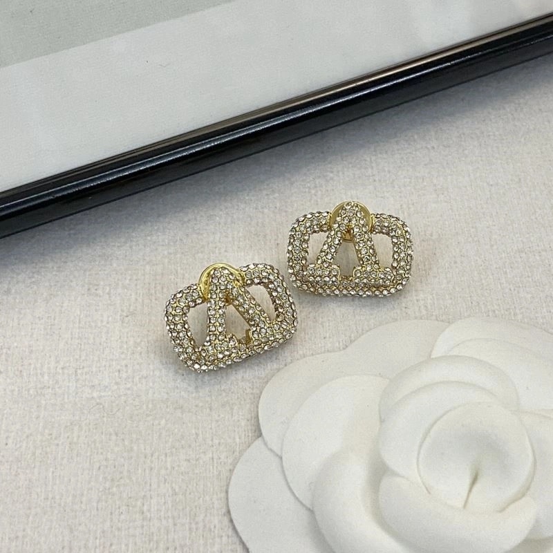 Sleek Valentino Earrings 209647