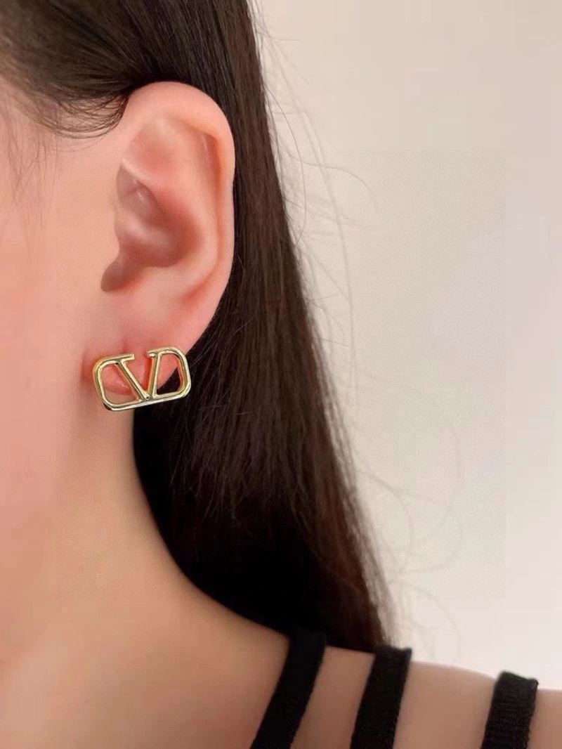 MoistureWicking Valentino Earrings 209093