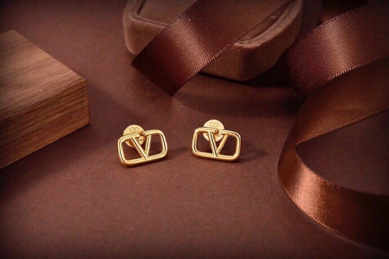 MoistureWicking Valentino Earrings 209093