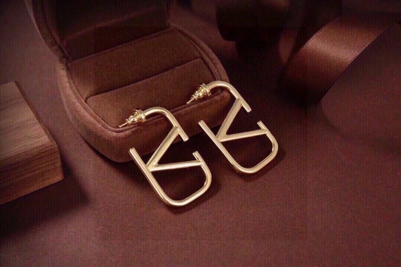 Reliable Valentino Earrings 209077