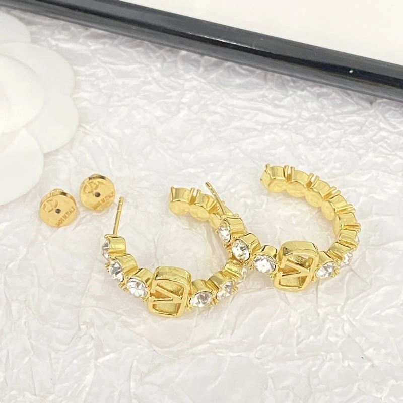 Valentino Earrings Versatile 209064
