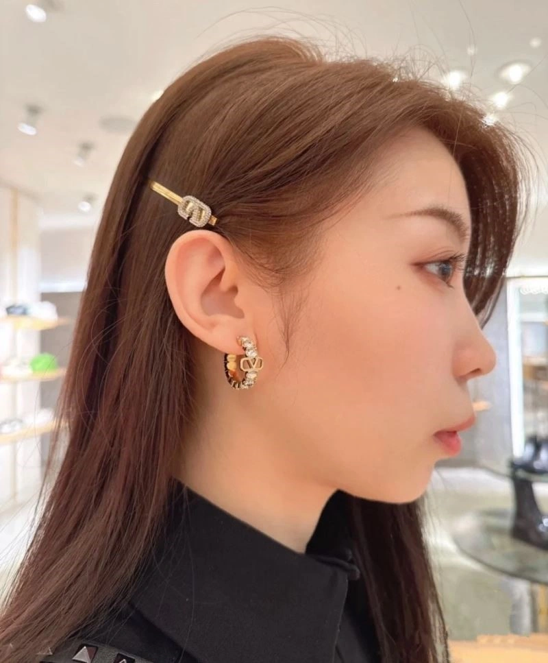 Valentino Earrings Versatile 209064