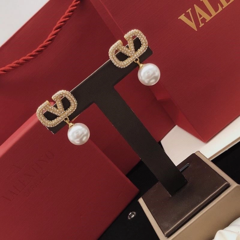Valentino Earrings Sophisticated 208456