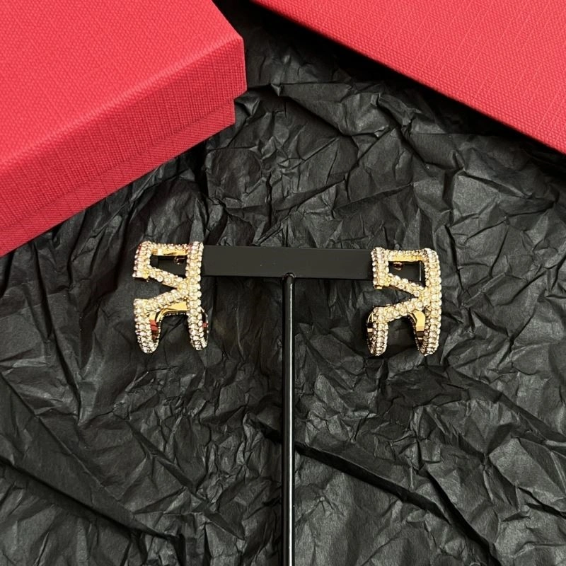 Valentino Earrings Trendsetting 208419