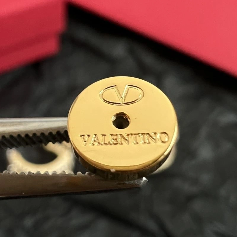 Valentino Earrings Trendsetting 208419
