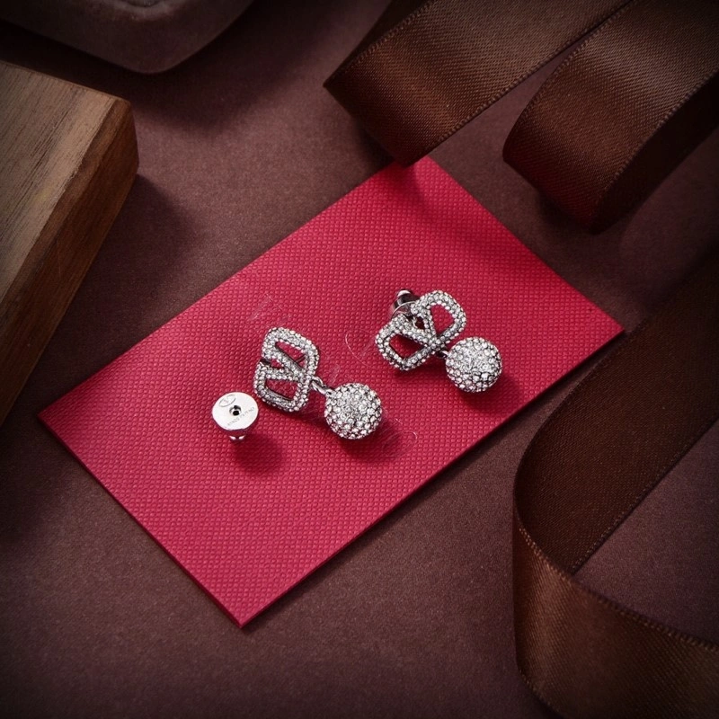 Valentino Earrings Compact 208407