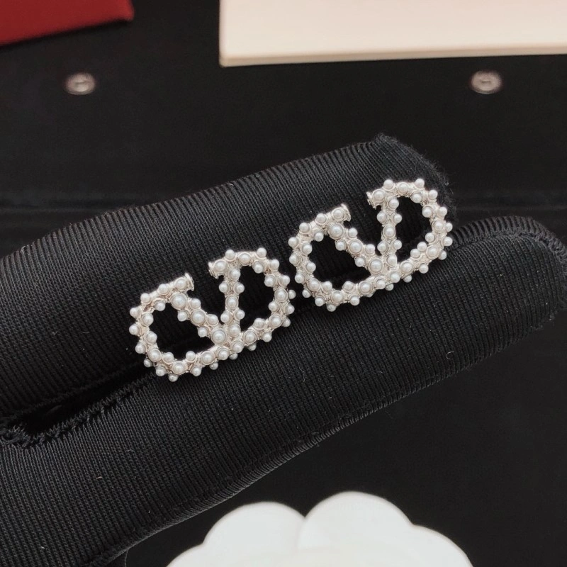 Valentino Earrings Breathable 207735
