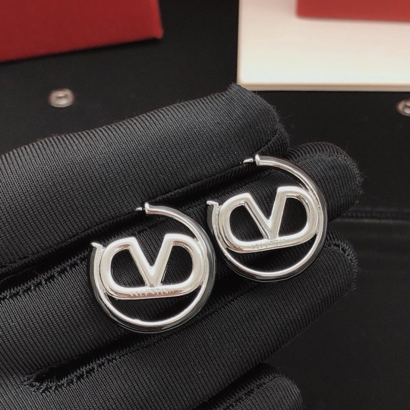 Lightweight Valentino Earrings 207719