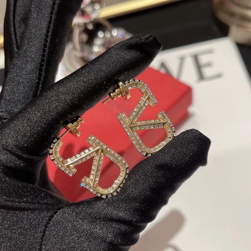 Valentino Earrings Sophisticated 207708