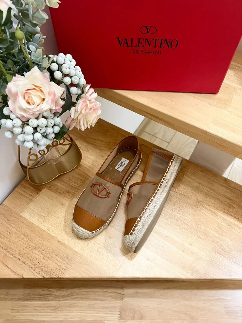 Lightweight Valentino Fishermans Shoes 36776