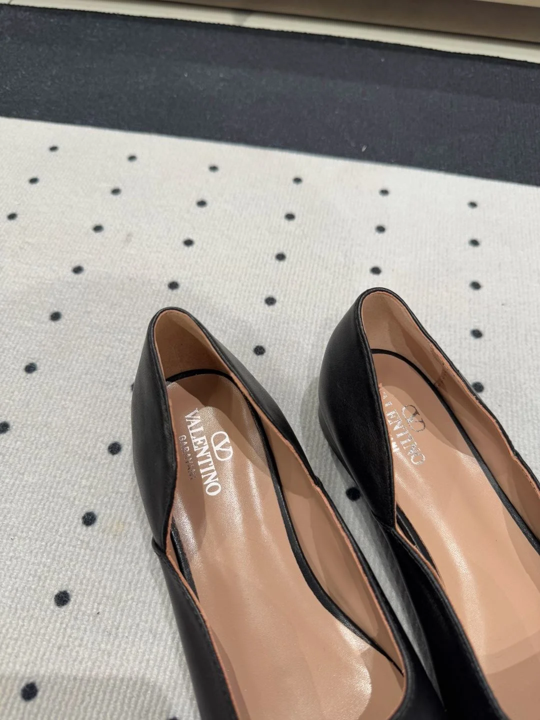 Sustainable Valentino Flat Shoes 36295