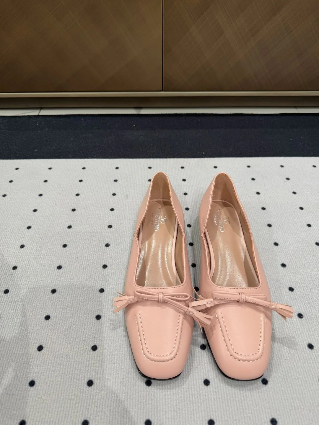 Valentino Flat Shoes Flexible 36296