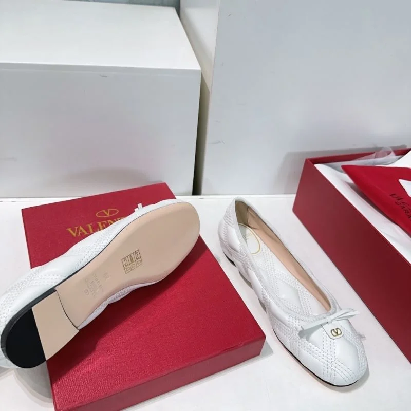 Valentino Flat Shoes Durable 36786