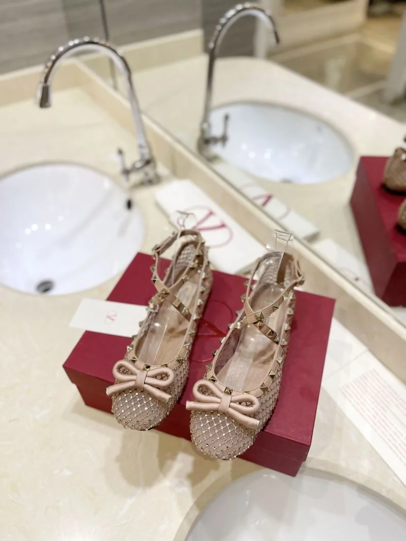 Valentino Flat Shoes WellDesigned 36787