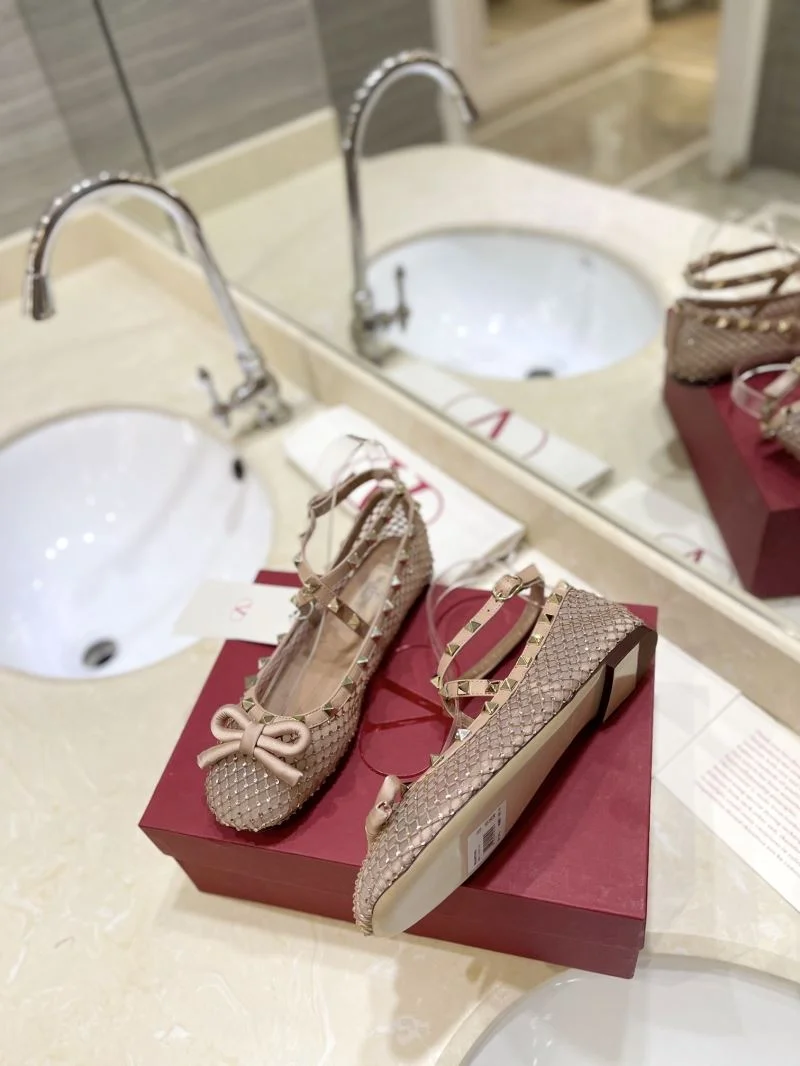 Valentino Flat Shoes WellDesigned 36787