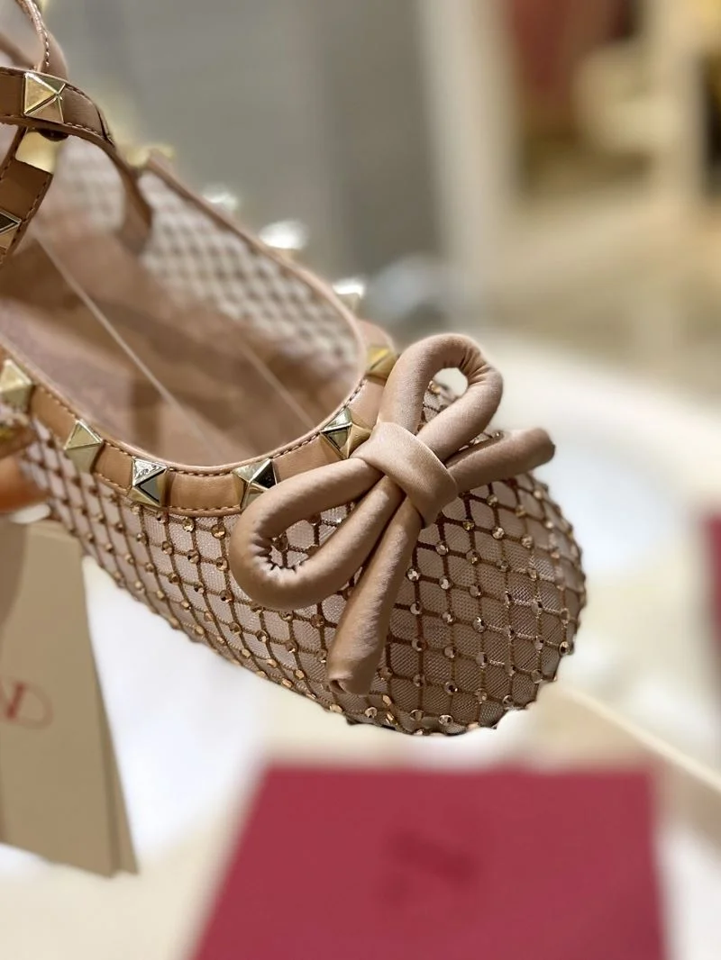 Valentino Flat Shoes WellDesigned 36787