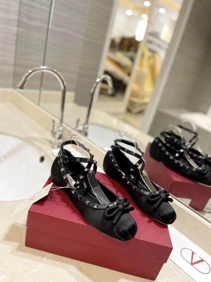 Packable Valentino Flat Shoes 36785