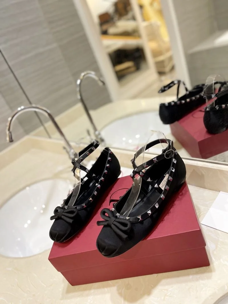Packable Valentino Flat Shoes 36785