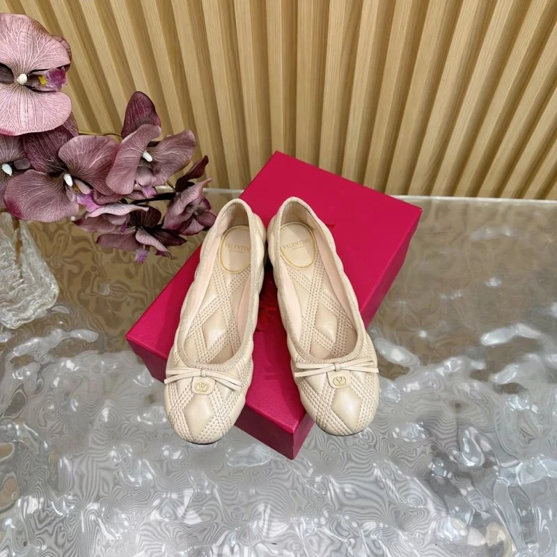 Valentino Flat Shoes Resilient 36500
