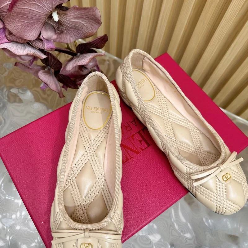 Valentino Flat Shoes Resilient 36500