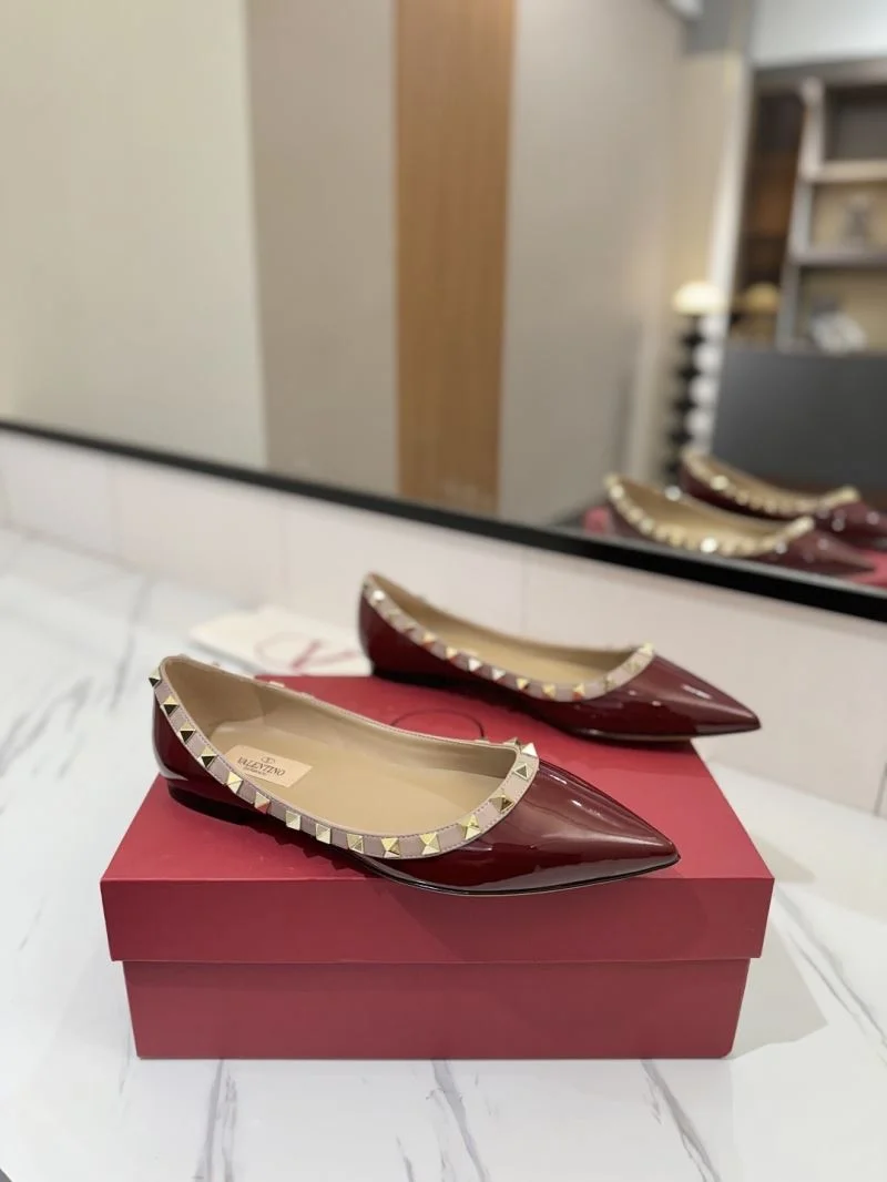 Sophisticated Valentino Flat Shoes 36487