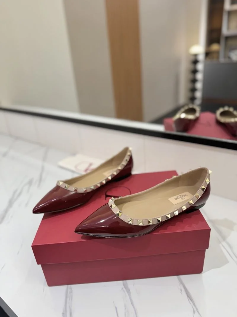 Sophisticated Valentino Flat Shoes 36487