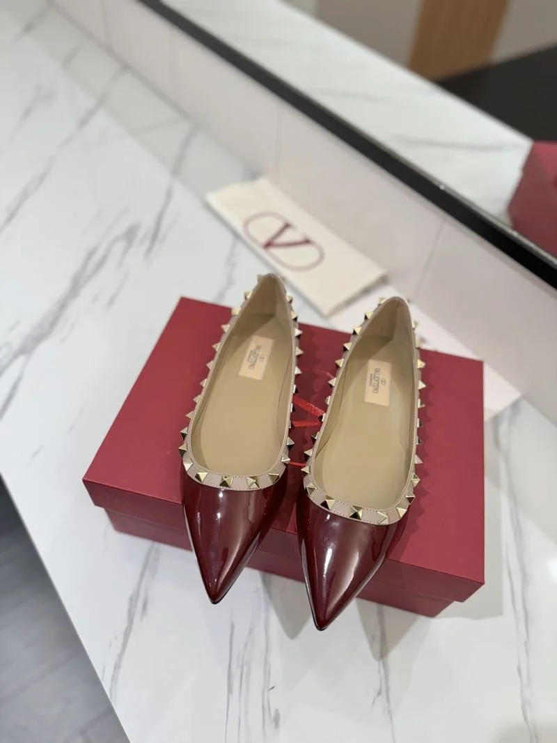 Sophisticated Valentino Flat Shoes 36487