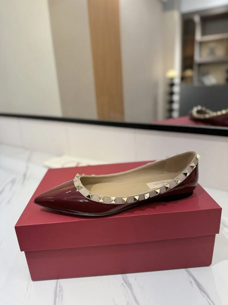 Sophisticated Valentino Flat Shoes 36487