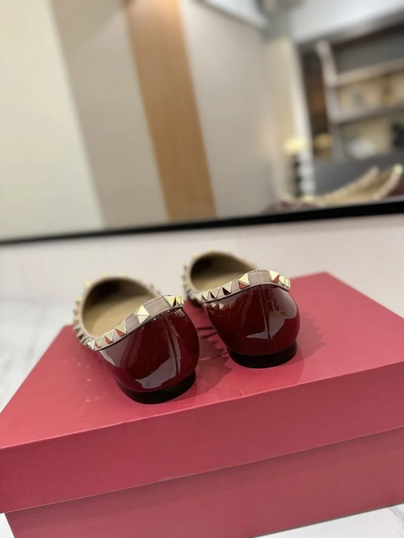 Sophisticated Valentino Flat Shoes 36487