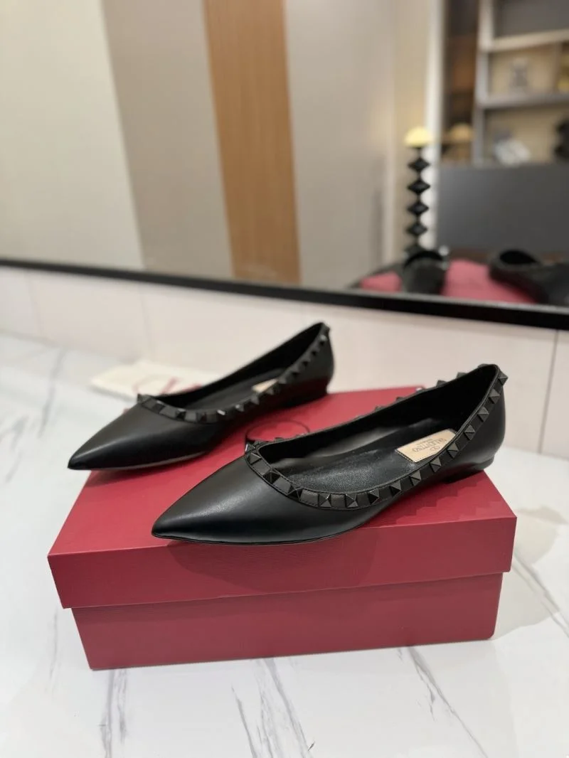 Trendy Valentino Flat Shoes 36473