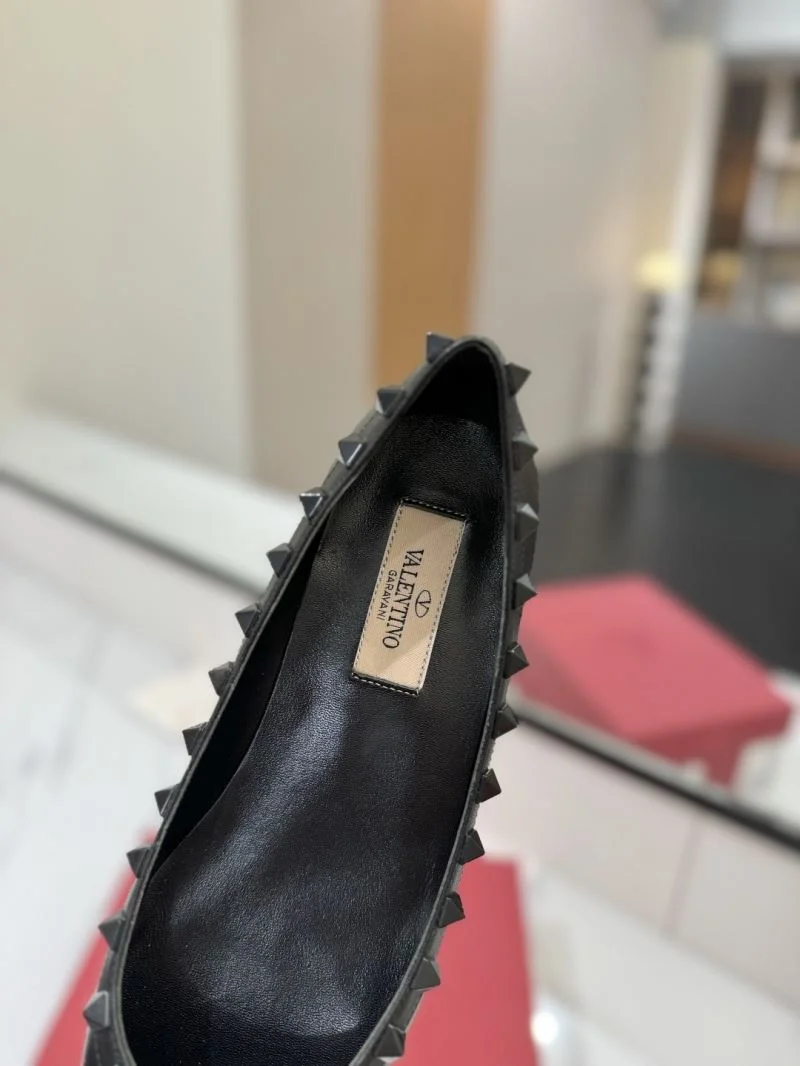 Trendy Valentino Flat Shoes 36473
