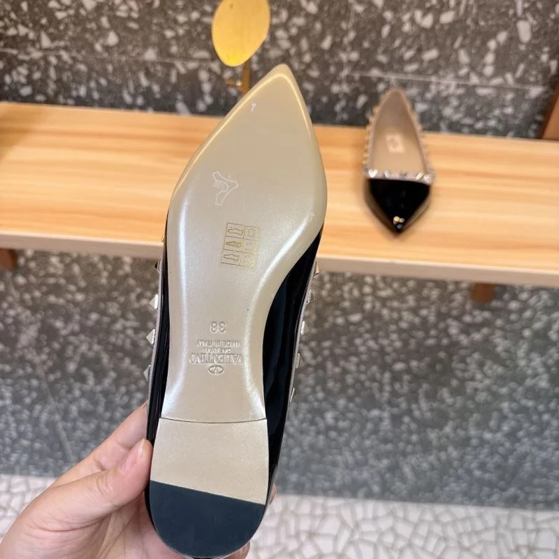Valentino Flat Shoes Contemporary 36236