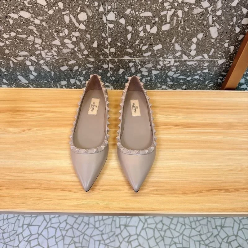 Casual Valentino Flat Shoes 36237