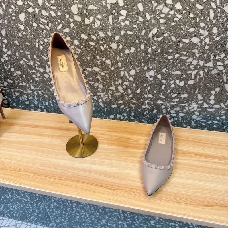Casual Valentino Flat Shoes 36237