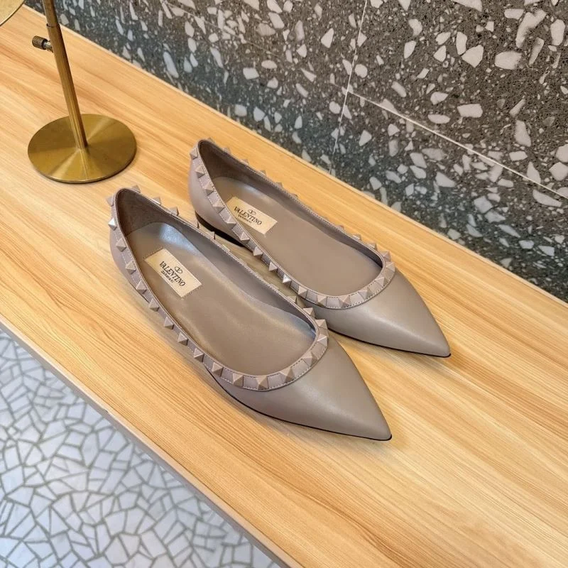 Casual Valentino Flat Shoes 36237