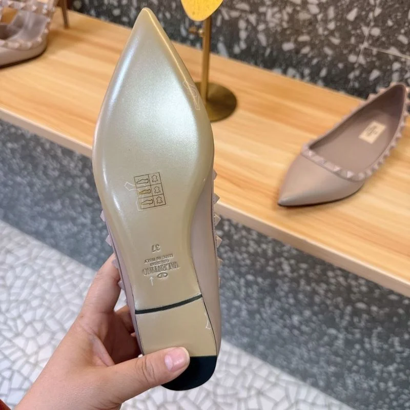 Casual Valentino Flat Shoes 36237