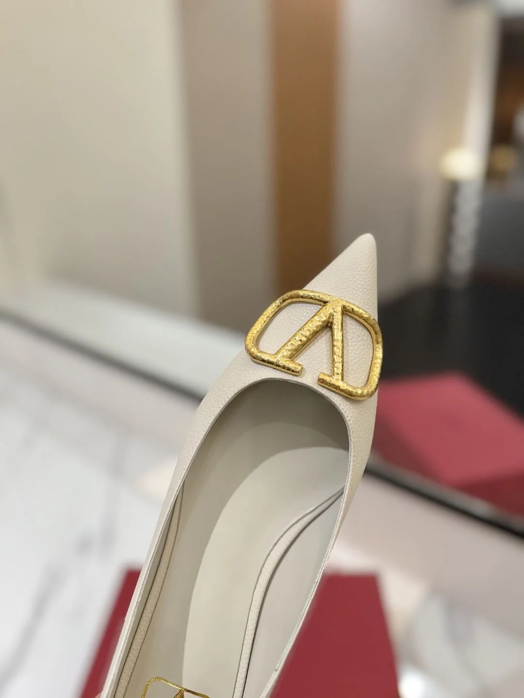 Valentino Flat Shoes EasyMatch 36228