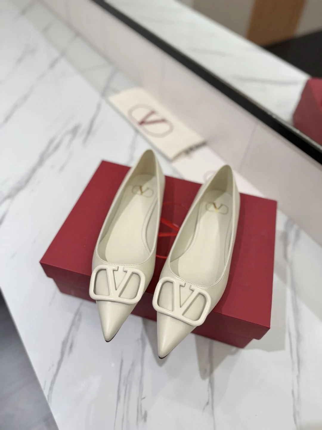 Valentino Flat Shoes Tailored 36216