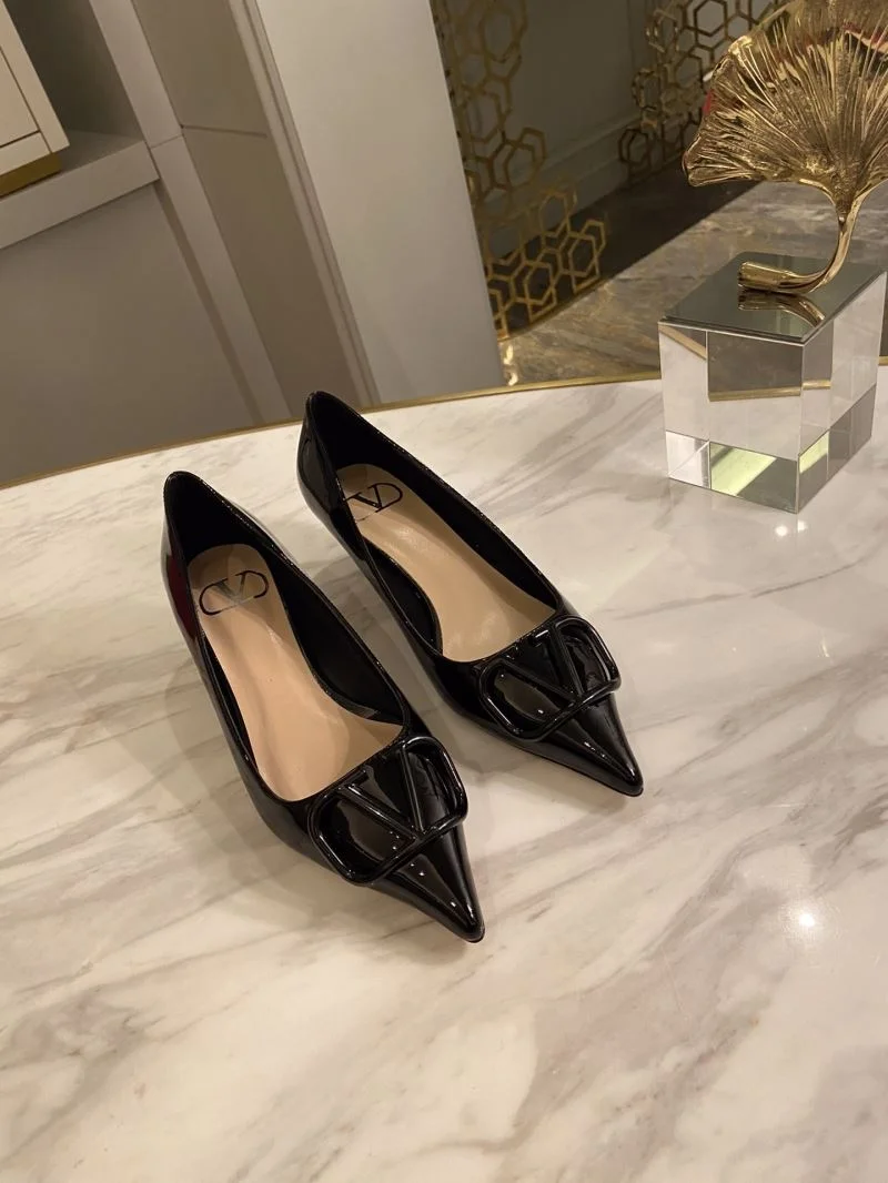 Vibrant Valentino Heeled Shoes 36783