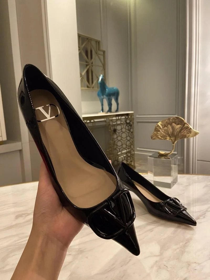 Vibrant Valentino Heeled Shoes 36783