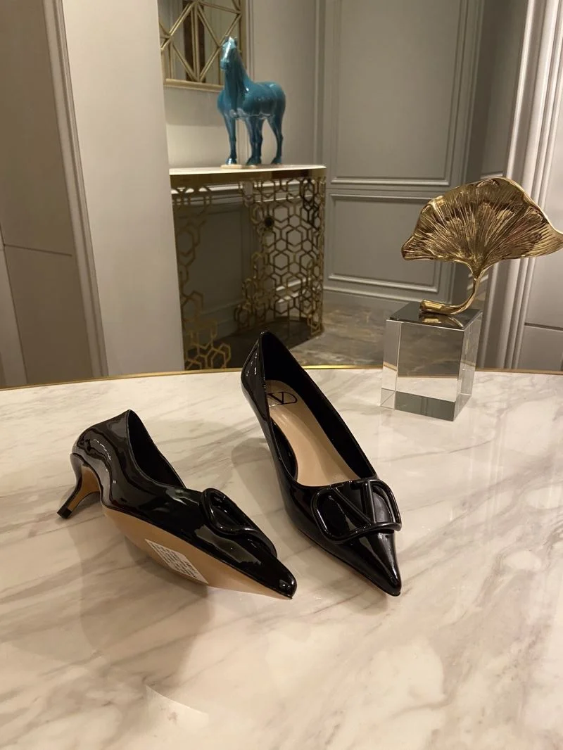 Vibrant Valentino Heeled Shoes 36783