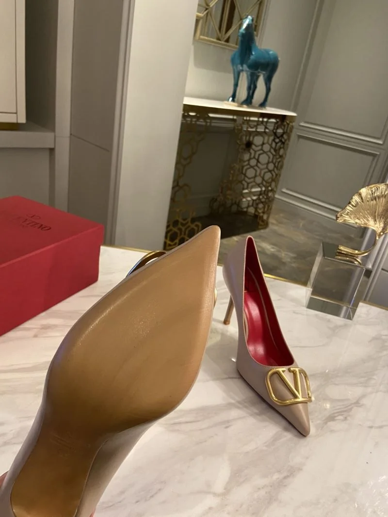 Functional Valentino Heeled Shoes 36767