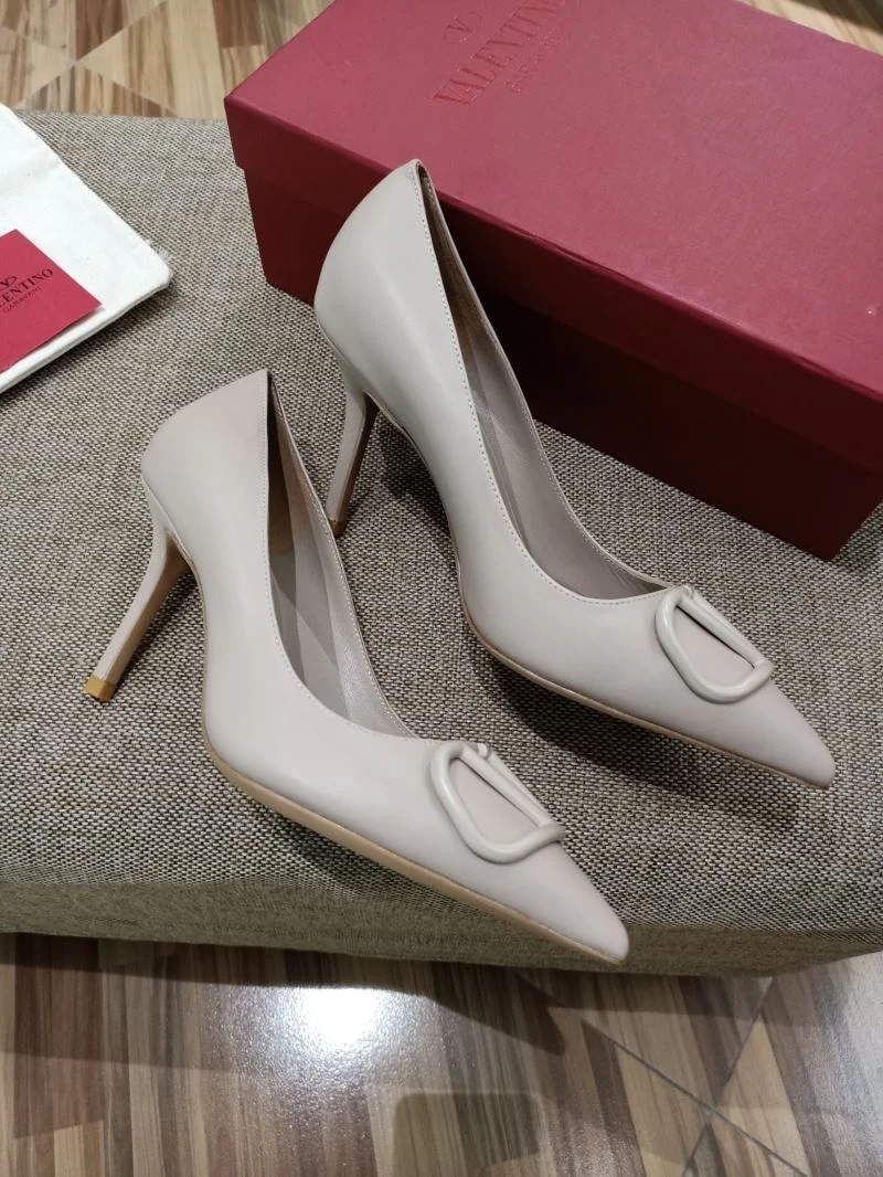 Valentino Heeled Shoes Reliable 36768