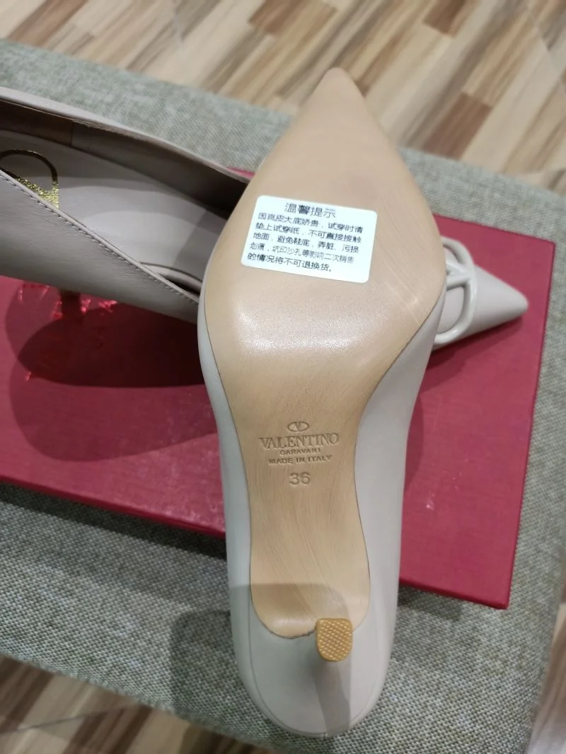 Valentino Heeled Shoes Reliable 36768