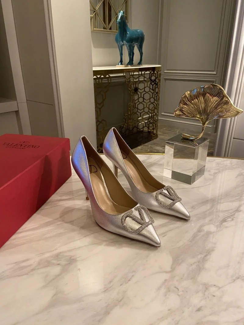 Contemporary Valentino Heeled Shoes 36762
