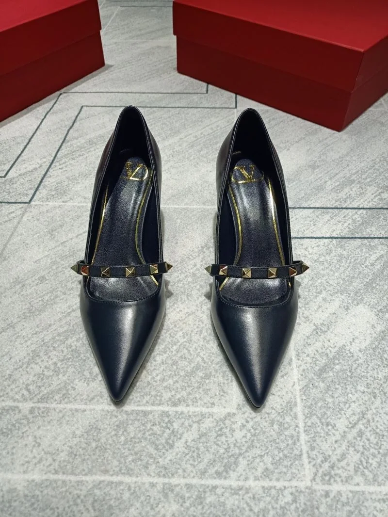 Valentino Heeled Shoes Cozy 36758