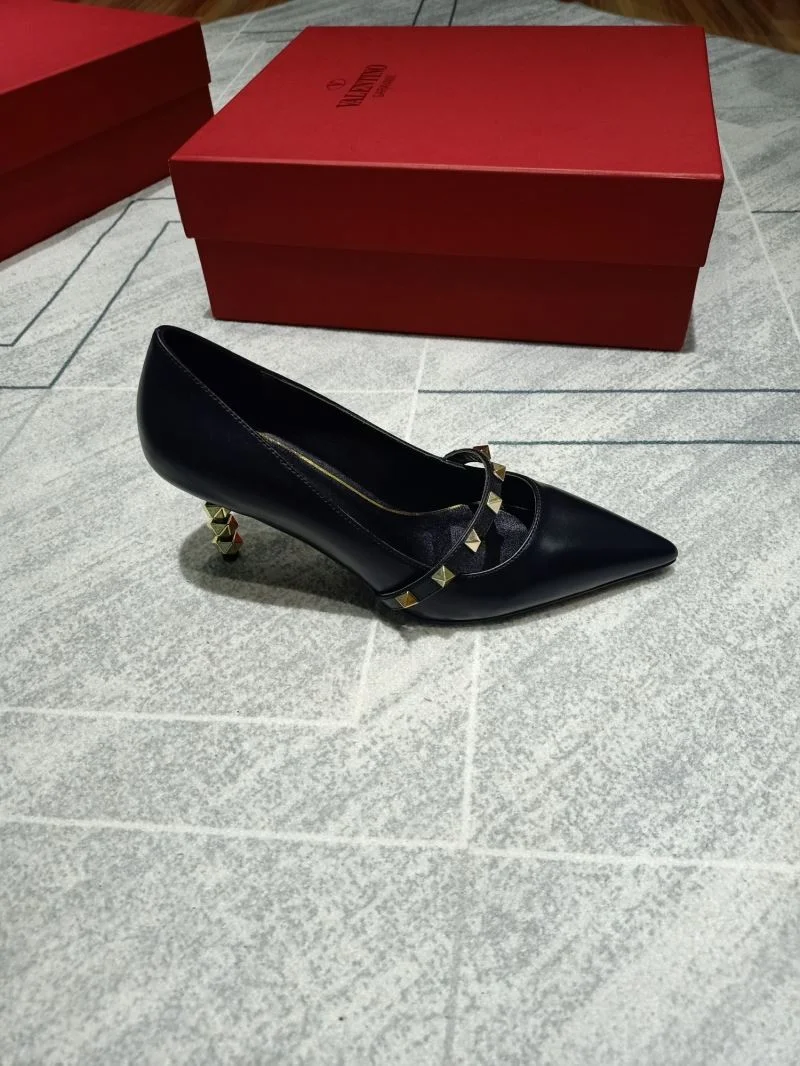 Valentino Heeled Shoes Cozy 36758